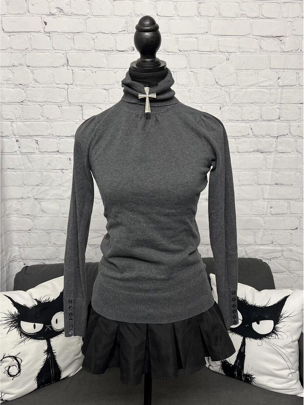 Y2K Smart Set Grey Turtleneck Fitted Sweater With Decorative Buttons On Sleeve S